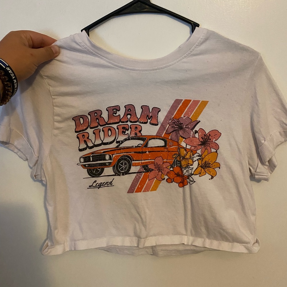 cropped graphic tee